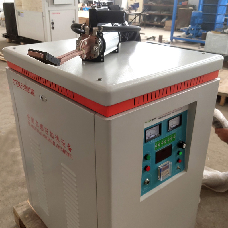 手持式感應(yīng)加熱設(shè)備 手持式感應(yīng)加熱設(shè)備