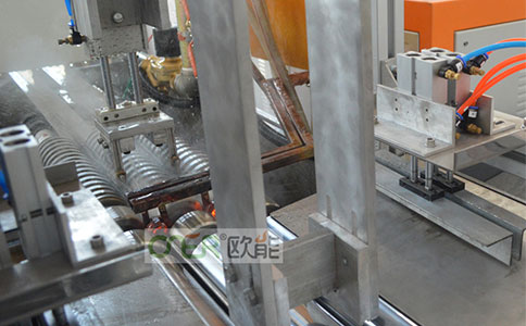 臥式雙工位全自動淬火機(jī)床