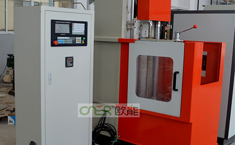 600行程立式淬火機床