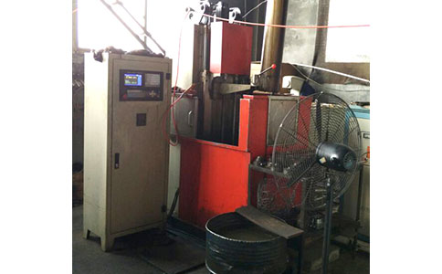 立式淬火機(jī)床盤類淬火機(jī)床