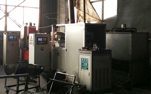 立式淬火機(jī)床盤類淬火機(jī)床